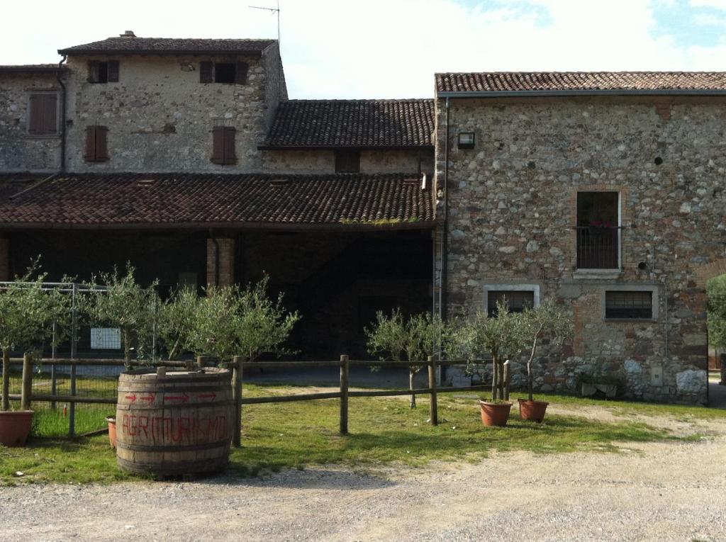 Agriturismo Licensi Del Bresa Villa Monzambano Cameră foto