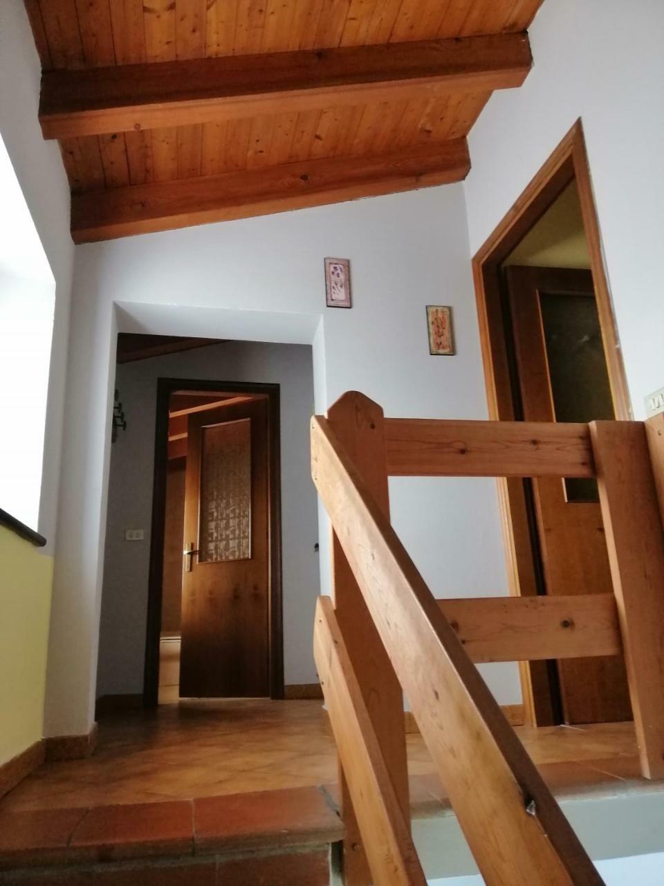 Agriturismo Licensi Del Bresa Villa Monzambano Exterior foto